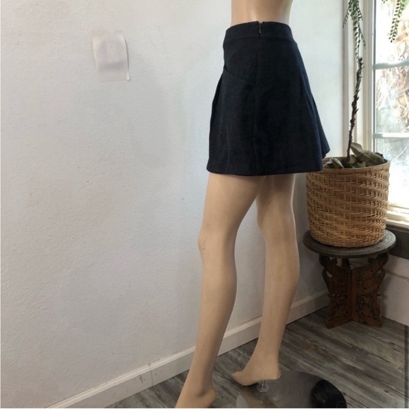 Theory Saldia Tern virgin wool short skirt gray size:12 - Picture 1 of 16